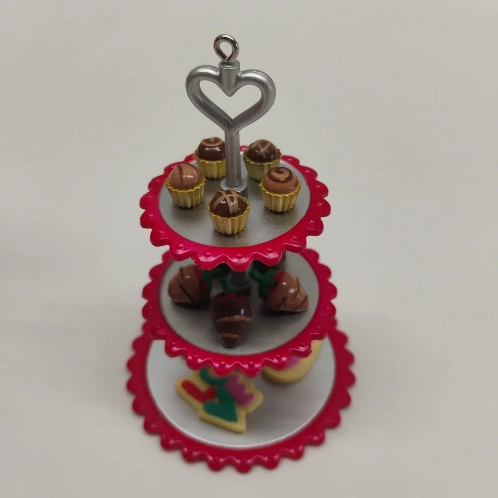 Hallmark Season's Treatings Series Sweets for My Sweet Special Ed 2020‎ Ornament